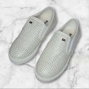 Michael Kors Youth Size 4, White/Gold